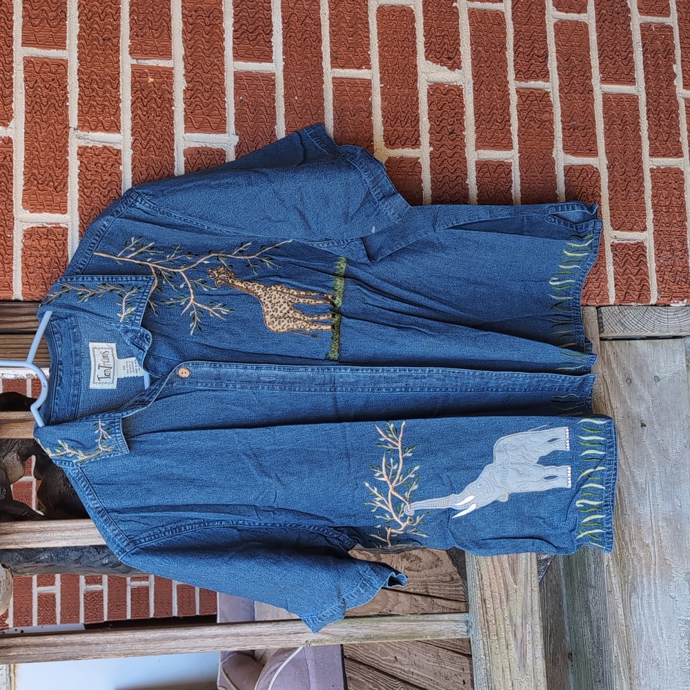 Tantrums Blue Denim Shirt with elephant Safari Embroidery Vintage 2X NWT